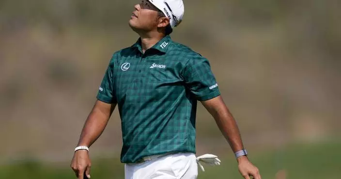 Hideki Matsuyama sets personal best with 11 birdies for a 62 and leads Morikawa by 1 at Kapalua