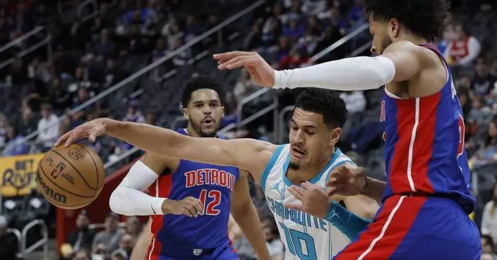 Tobias Harris scores 24 points and Pistons hold off Hornets 98-94