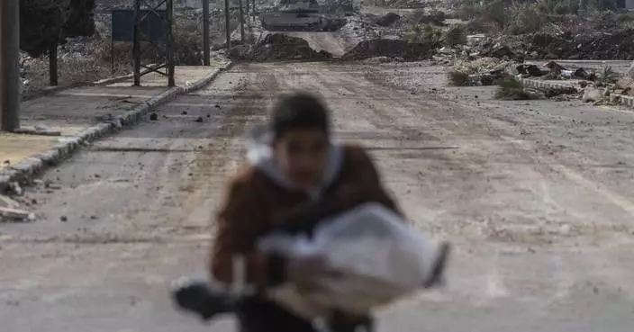 Residents of Syria&#8217;s Quneitra are frustrated by lack of action to halt Israeli advance