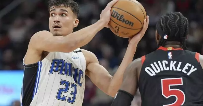 Da Silva scores career-high 25 points, Magic overcome loss of Suggs to beat Raptors 106-97