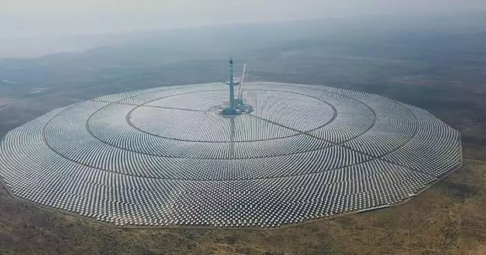 Photovoltaic panels in Qinghai produce more than power