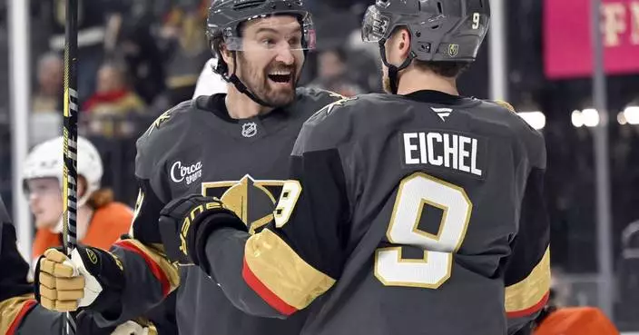 Golden Knights score 3 in 2nd period and beat Flyers 5-2