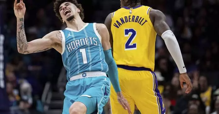 Charlotte&#8217;s LaMelo Ball leaves game against Lakers in second quarter with left ankle injury