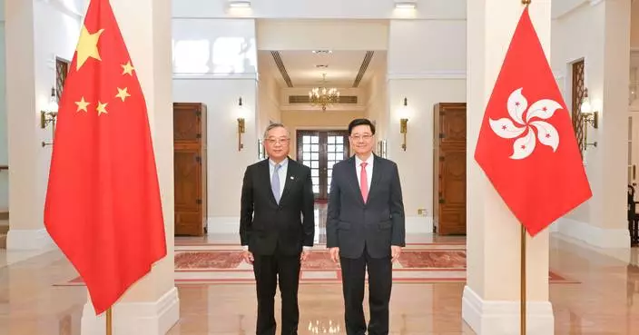 Hong Kong and Singapore Strengthen Economic Ties in High-Level Meeting