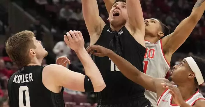 Zapala scores season-high 15 points as No. 18 Michigan State holds off Ohio State 69-62