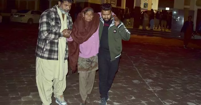 Pakistan says insurgents who attacked a passenger train killed 21 hostages while all others freed