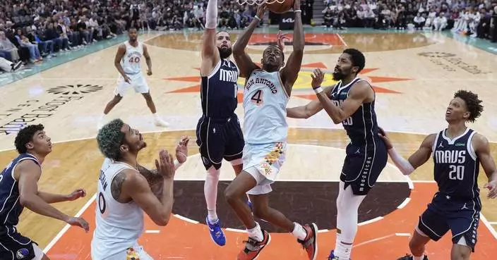 Spurs G De&#8217;Aaron Fox to miss rest of season with finger injury