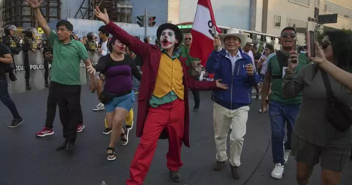 Peru&#8217;s Congress votes to oust the interior minister for failing to halt killings