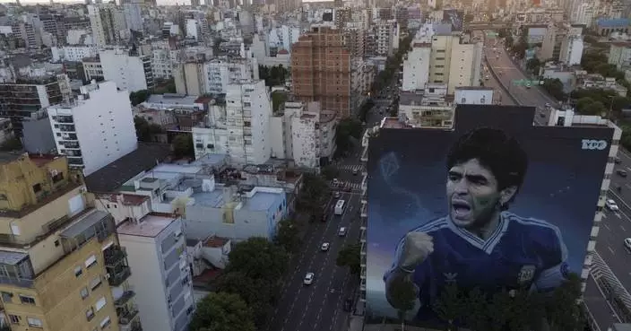 Medics who treated soccer legend Maradona before his death go on trial for homicide