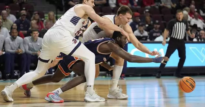 No. 19 Saint Mary&#8217;s back in WCC Tournament final after defeating Pepperdine 74-59