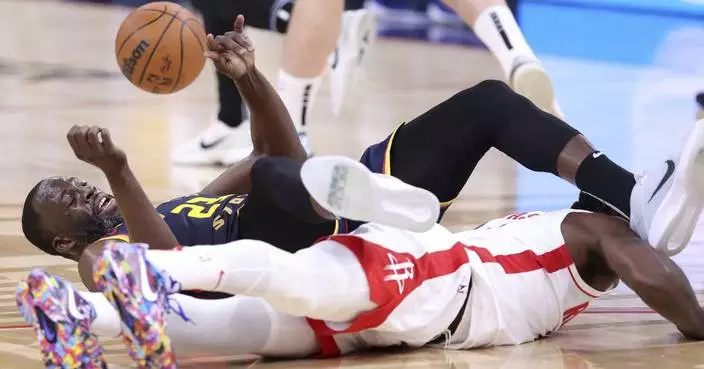 Rockets, Warriors get into shoving altercation in 2nd quarter of heated Game 4