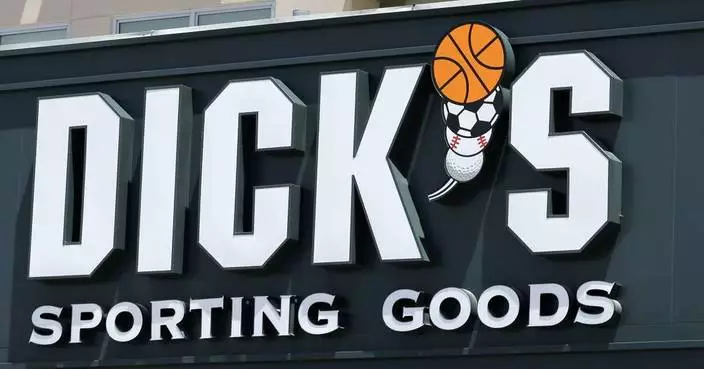 Dick&#8217;s Sporting Goods to buy struggling shoe chain Foot Locker for  $2.4 billion