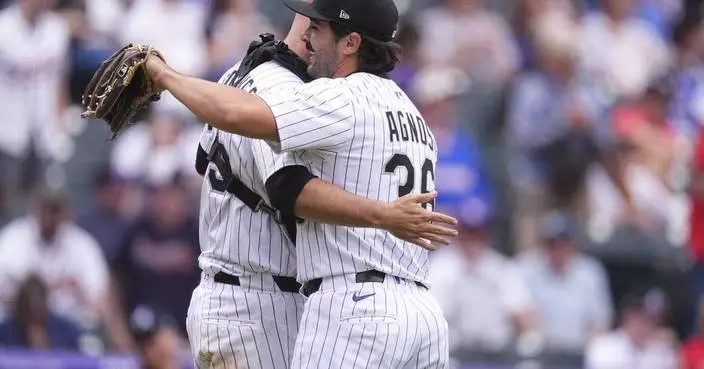 Rockies end 8-game losing streak, beat Sale and Braves