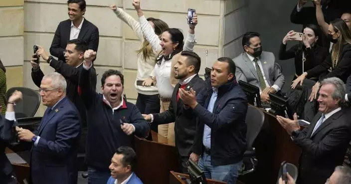 Colombian lawmakers reject president&#8217;s labor reform referendum