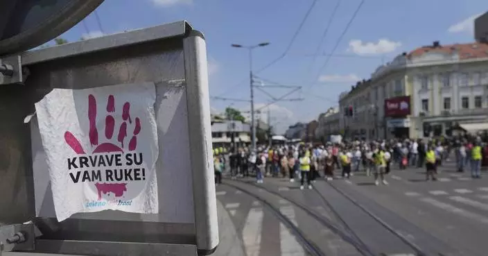 Serbian anti-graft protests clash with riot police as political tensions persist