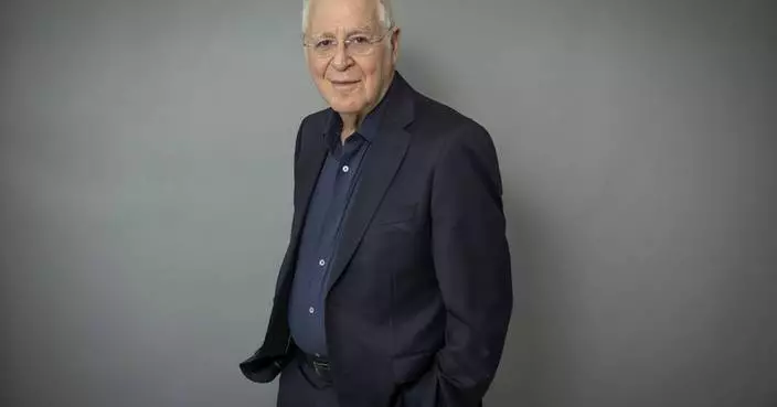 &#8216;Hamilton&#8217; author Ron Chernow&#8217;s new book takes on an icon of American letters, Mark Twain