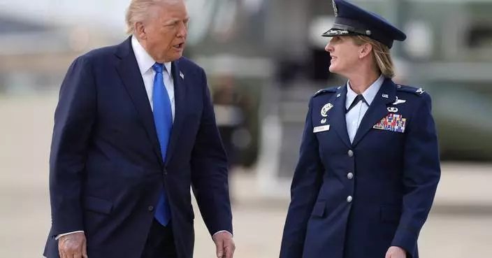 Trump offers advice to University of Alabama graduates in speech interspersed with politics