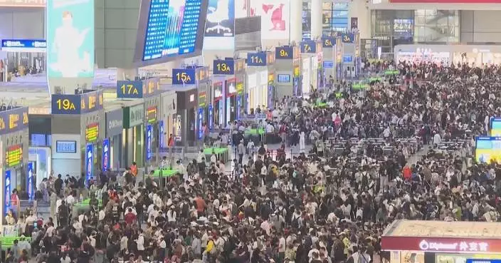 Travel peaks appear on first day of May Day holiday