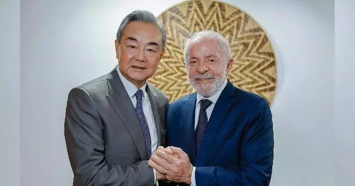 Brazilian president meets Chinese FM on closer ties, cooperation