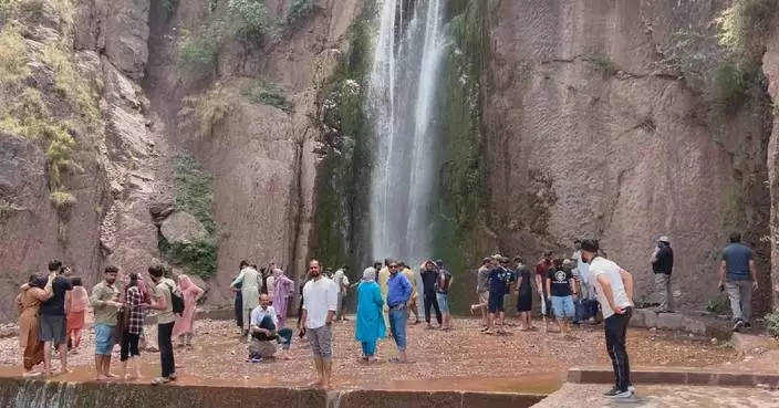 Pakistan-India tensions force tourists to give up exploring Neelum Valley