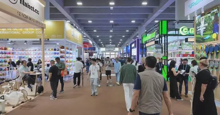 137th Canton Fair sees 380 large global buyers