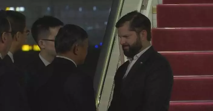 Chilean president arrives in Beijing for 4th ministerial meeting of China-CELAC Forum