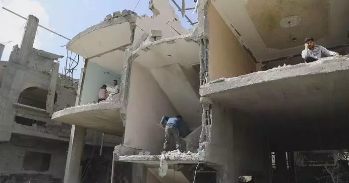 Palestinians condemn Israeli airstrikes against Jabalia in tearful pleas