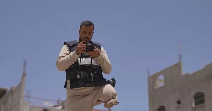 Amputee Palestinian journalist defies odds to expose Gaza’s reality