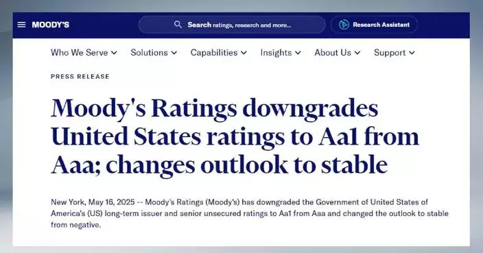 Moody&#8217;s Ratings cuts U.S. credit rating citing budgetary burden