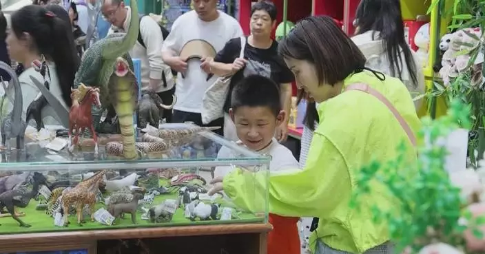 Creative experiences, products spark passion among Chinese museum-goers