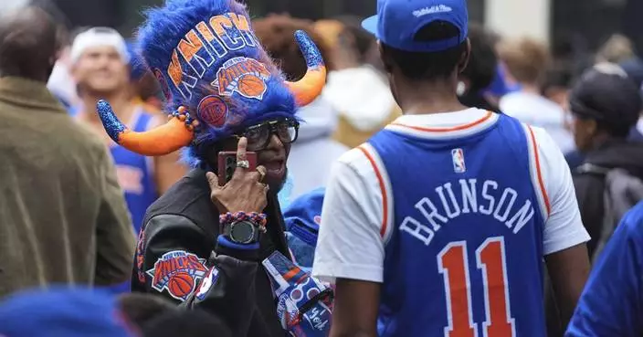 Knicks fans get the Game 6 fun started early with block party zone outside Madison Square Garden