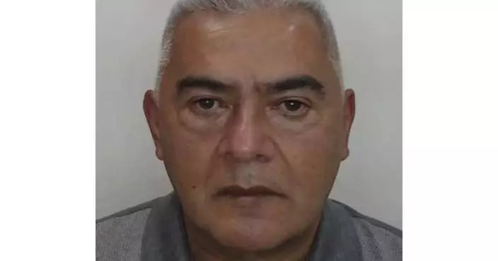 An alleged smuggler to Colombia&#8217;s cartels had a secret ally: the DEA