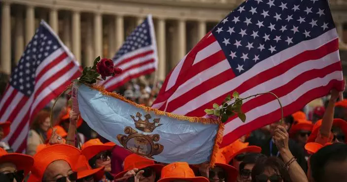 Whoops, waves, tears: Faithful react to Pope Leo&#8217;s first Sunday blessing in St. Peter&#8217;s Sqaure