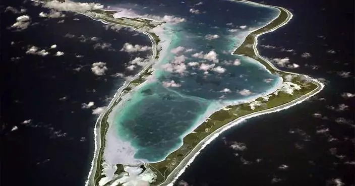 UK agrees to hand the Chagos Islands to Mauritius in a deal it says protects a key US base