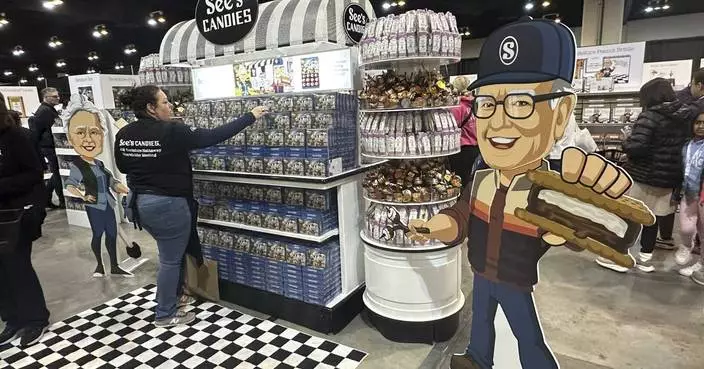 Warren Buffett&#8217;s profits fall on wildfire losses as thousands line up to listen to him Saturday