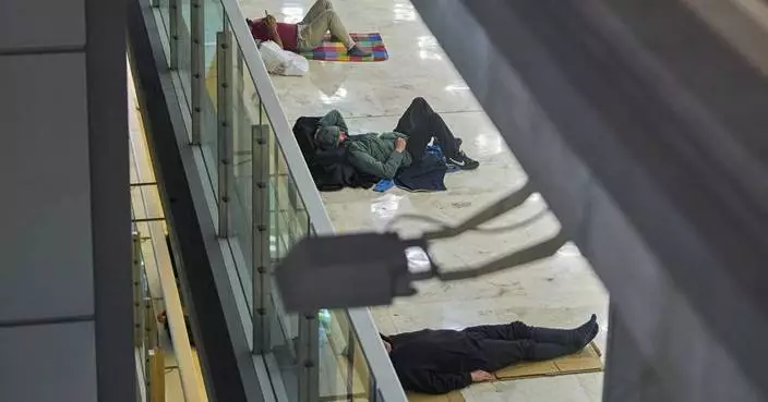 In Spain, a homelessness crisis unfolds in Madrid&#8217;s airport