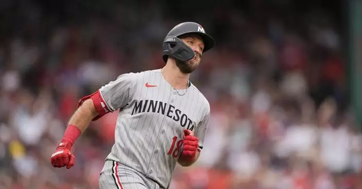 Twins&#8217; Kody Clemens homers in 1st career Fenway game in front of father, ex-Red Sox pitcher Roger