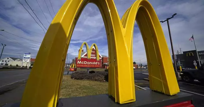 McDonald&#8217;s store traffic falls unexpectedly as diners grow uneasy about economy