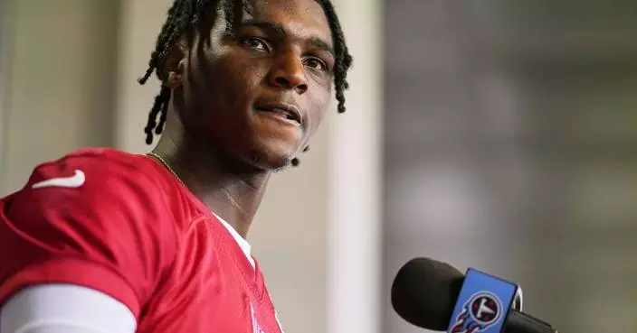 Rookie minicamp gives the Titans a glimpse at how quickly Cam Ward might be their starting QB