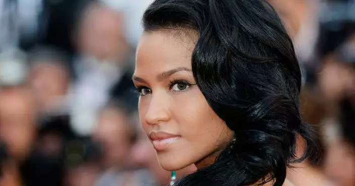 PHOTO COLLECTION: Cassie Ventura