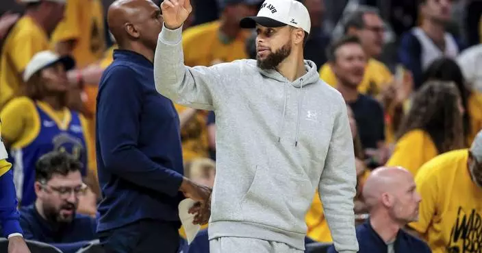 Warriors miss all five 3-point tries in first half before Buddy Hield connects early in third