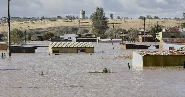 Death toll in South Africa floods rises to 57 as official says rescue attempts were &#8216;paralyzed&#8217;