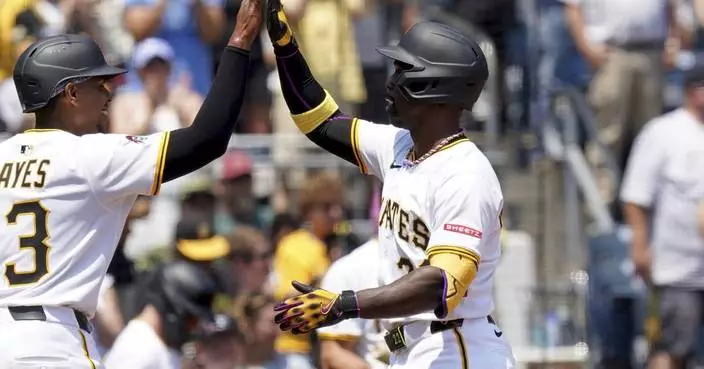 McCutchen moves past Clemente on Pirates&#8217; home run list in win over Marlins