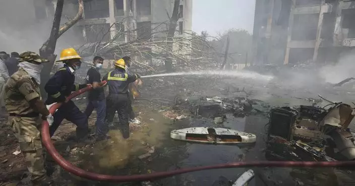 PHOTO COLLECTION: India Plane Crash