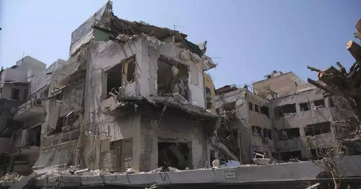 Tel Aviv buildings hit by renewed Iranian missile strikes