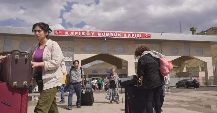 Foreign nationals flee Iran after U.S. airstrikes