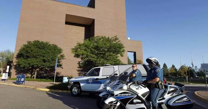Colorado dentist accused of poisoning his wife&#8217;s protein shakes going on trial for murder