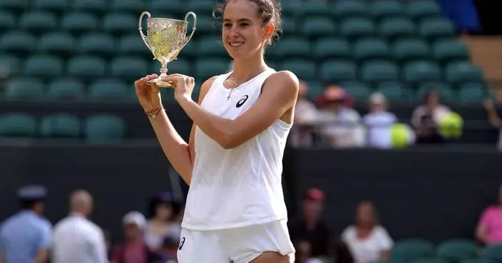 Mia Pohankova of Slovakia wins Wimbledon junior title by beating American Julieta Pareja