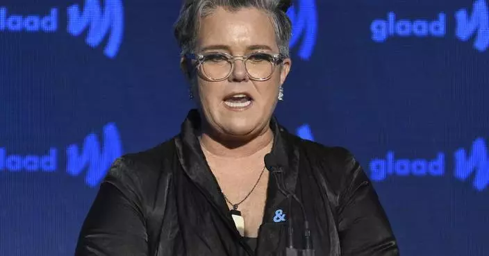 Trump says he's considering 'taking away' Rosie O'Donnell's US citizenship