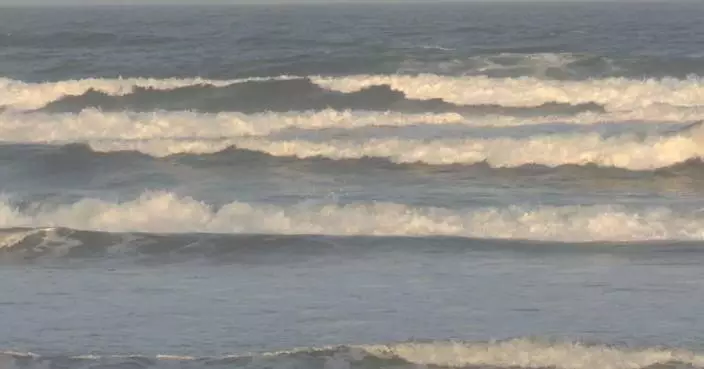 Tsunami hits Japan after major quake off Russia's Kamchatka